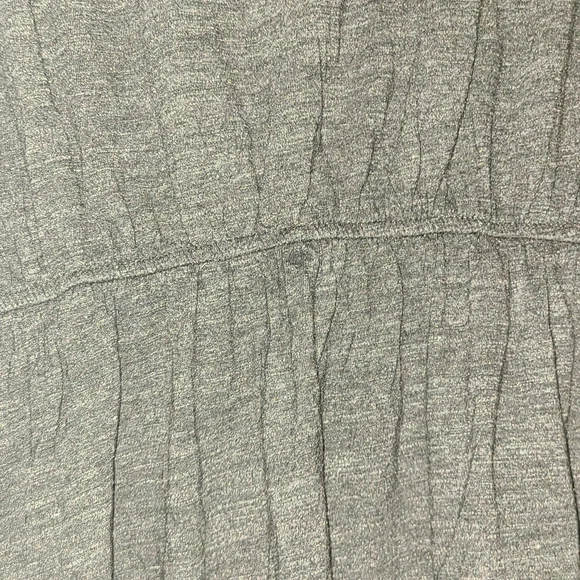 H&M TShirt Dress With Sinched Waist and Pockets Size M - Picture 2 of 3